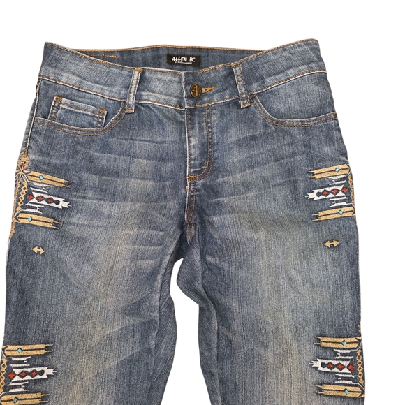 Allen B Embroidered Tribal Pattern Straight Leg Jeans Size 6 - Picture 3 of 13